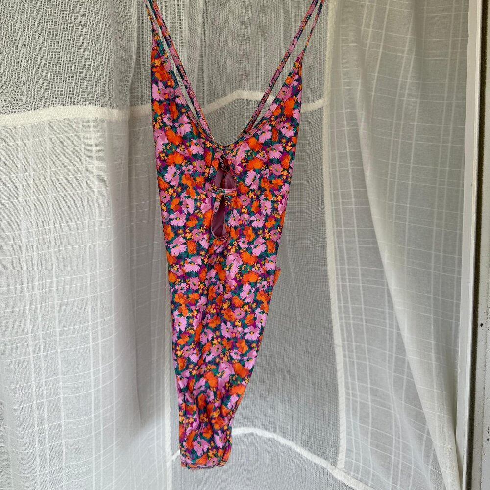 LSPACE Floral One-Piece Swimsuit Size Small